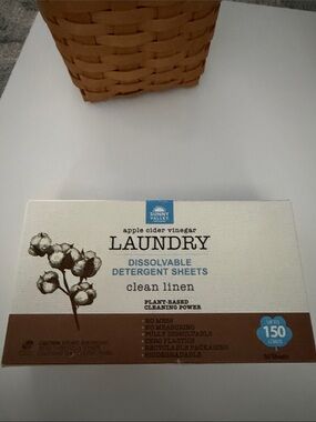 Clean Linen Apple Cider Vinegar Dissolvable Laundry Detergent Sheets